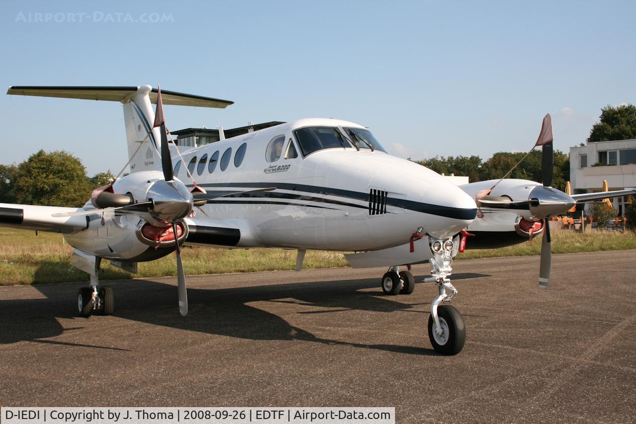 D-IEDI, 1998 Raytheon B200 King Air C/N BB-1633, Raytheon Super King Air B200