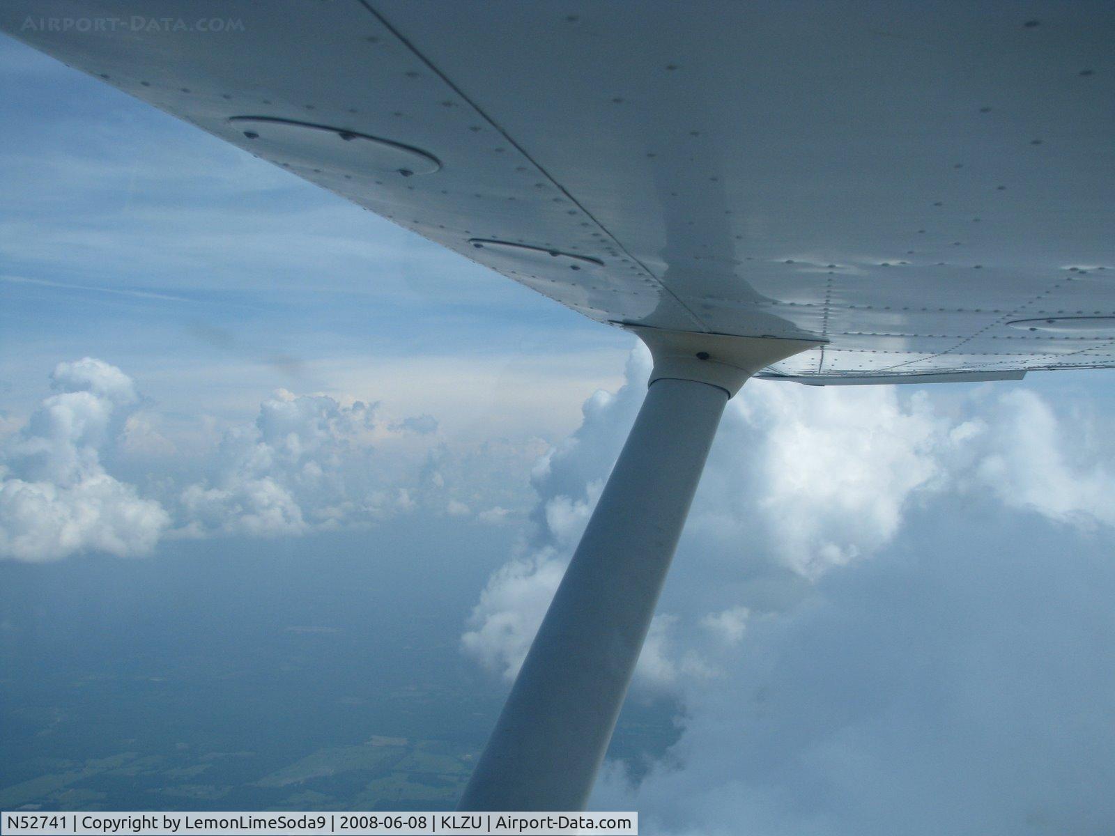 N52741, 1981 Cessna 172P C/N 17274596, Dodging thunderstroms...fun
