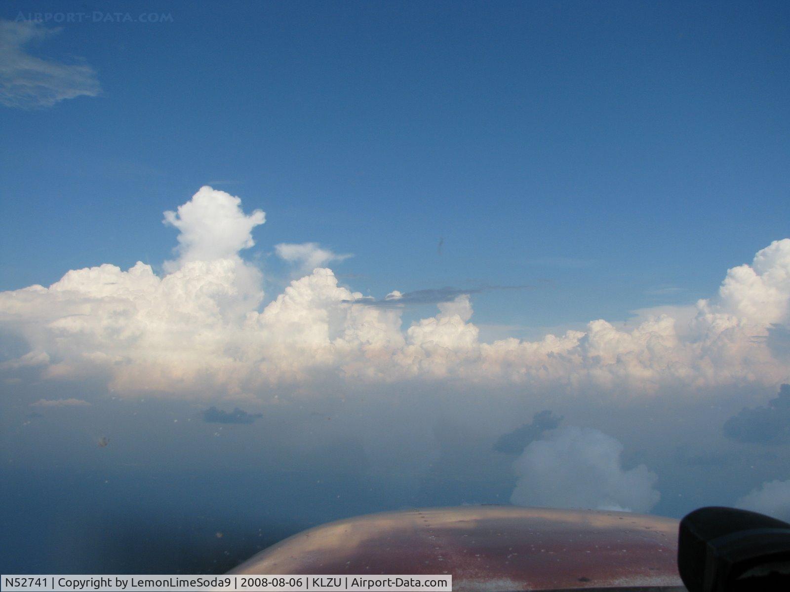 N52741, 1981 Cessna 172P C/N 17274596, Dodging Thundstorms...fun