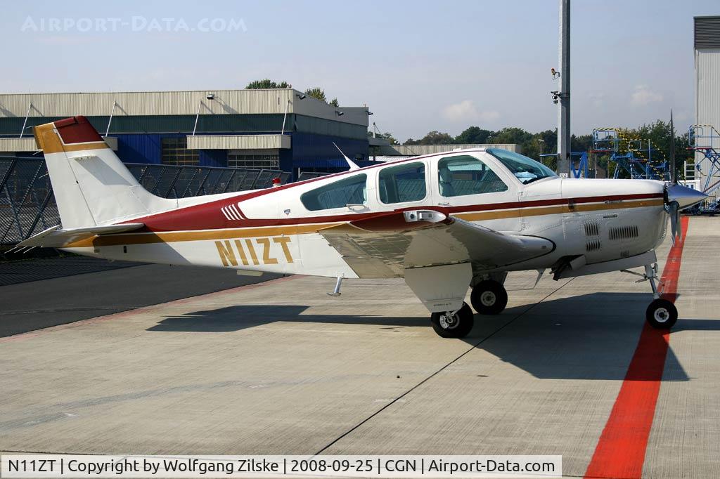 N11ZT, 1987 Beech 35-33 Debonair C/N CE-1108, visitor