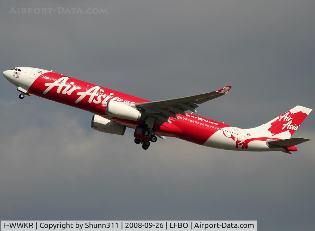 F-WWKR, 2008 Airbus A330-343X C/N 952, C/n 952 - New AirAsia X with new tail c/s