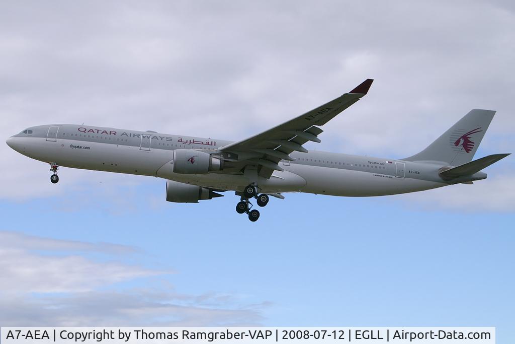 A7-AEA, 2004 Airbus A330-302 C/N 623, Qatar Airways Airbus A330-300