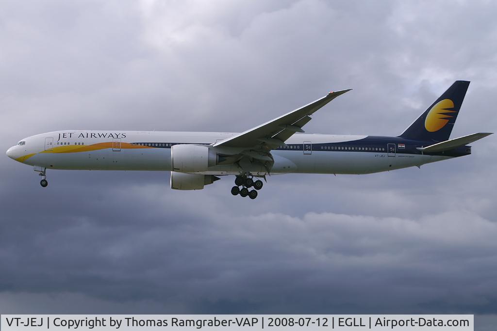 VT-JEJ, 2007 Boeing 777-35R/ER C/N 35161, Jet Airways Boeing 777-300