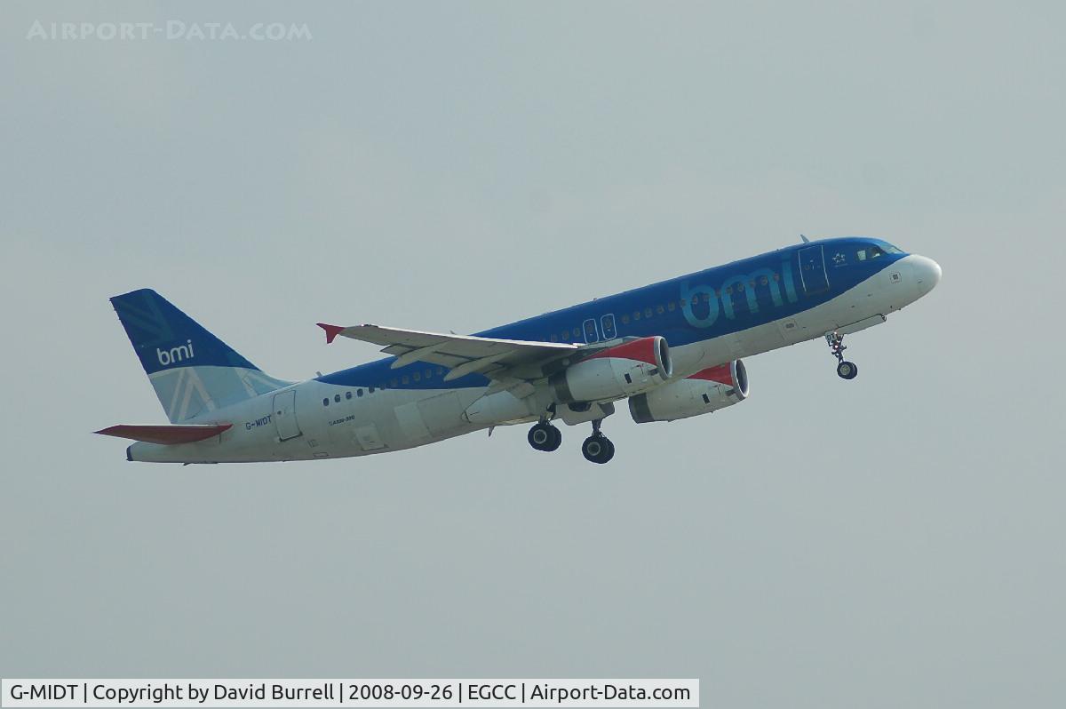G-MIDT, 2001 Airbus A320-232 C/N 1418, BMI - Taking Off