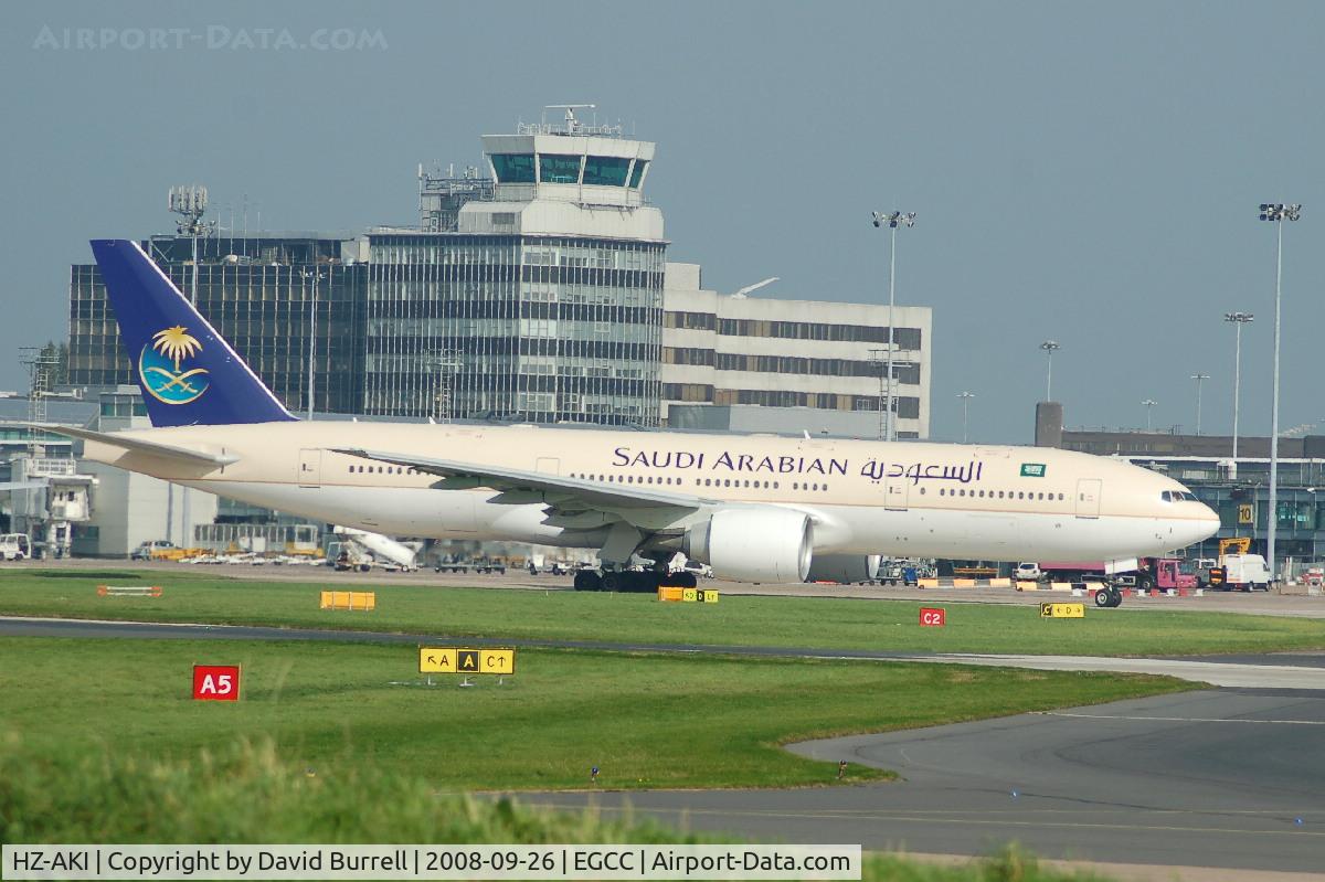 HZ-AKI, 1998 Boeing 777-268/ER C/N 28352, Saudi Arabian - Taxiing