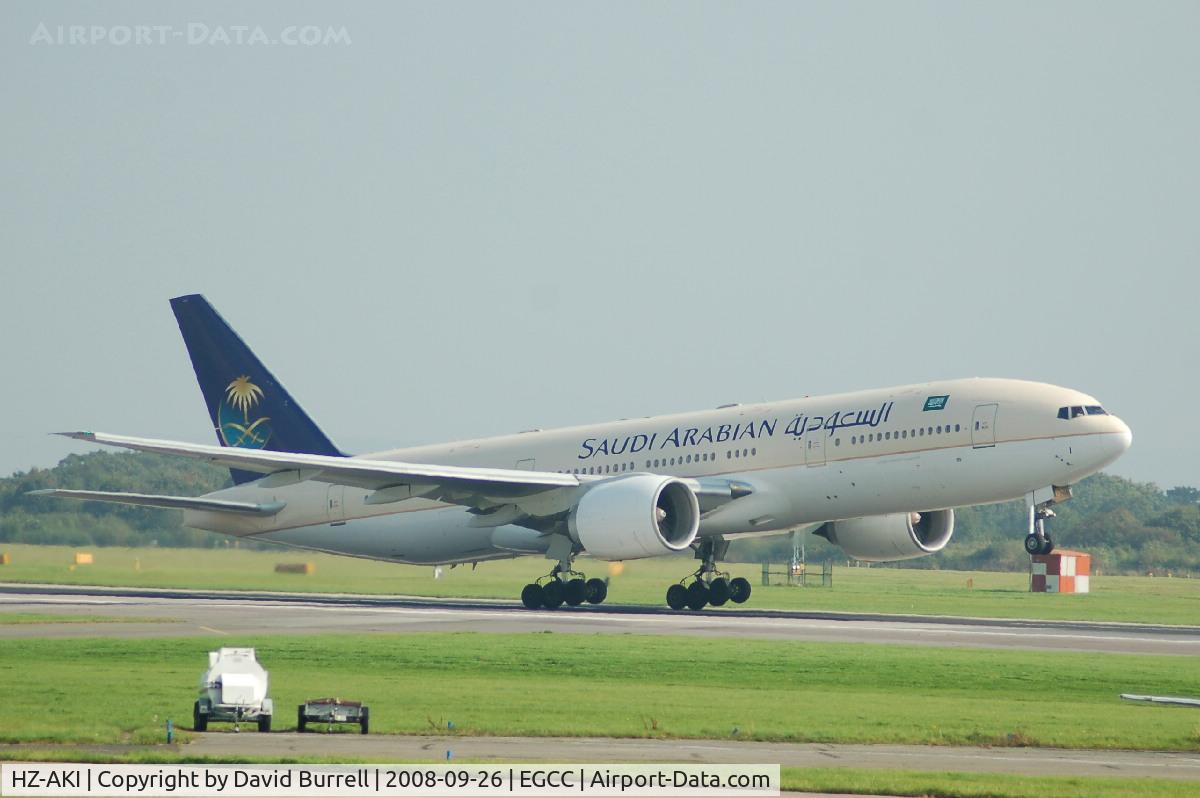 HZ-AKI, 1998 Boeing 777-268/ER C/N 28352, Saudi Arabian - Taking Off