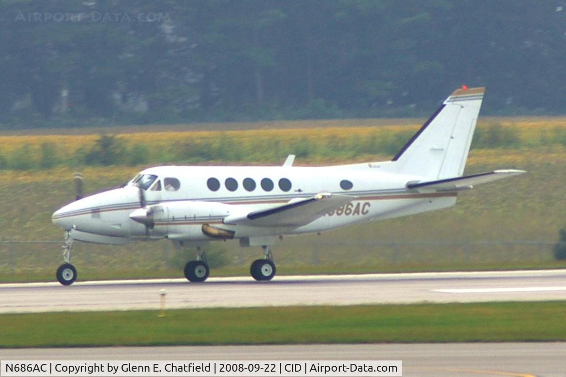 N686AC, 1981 Beech B100 King Air C/N BE-127, On departure roll, runway 9