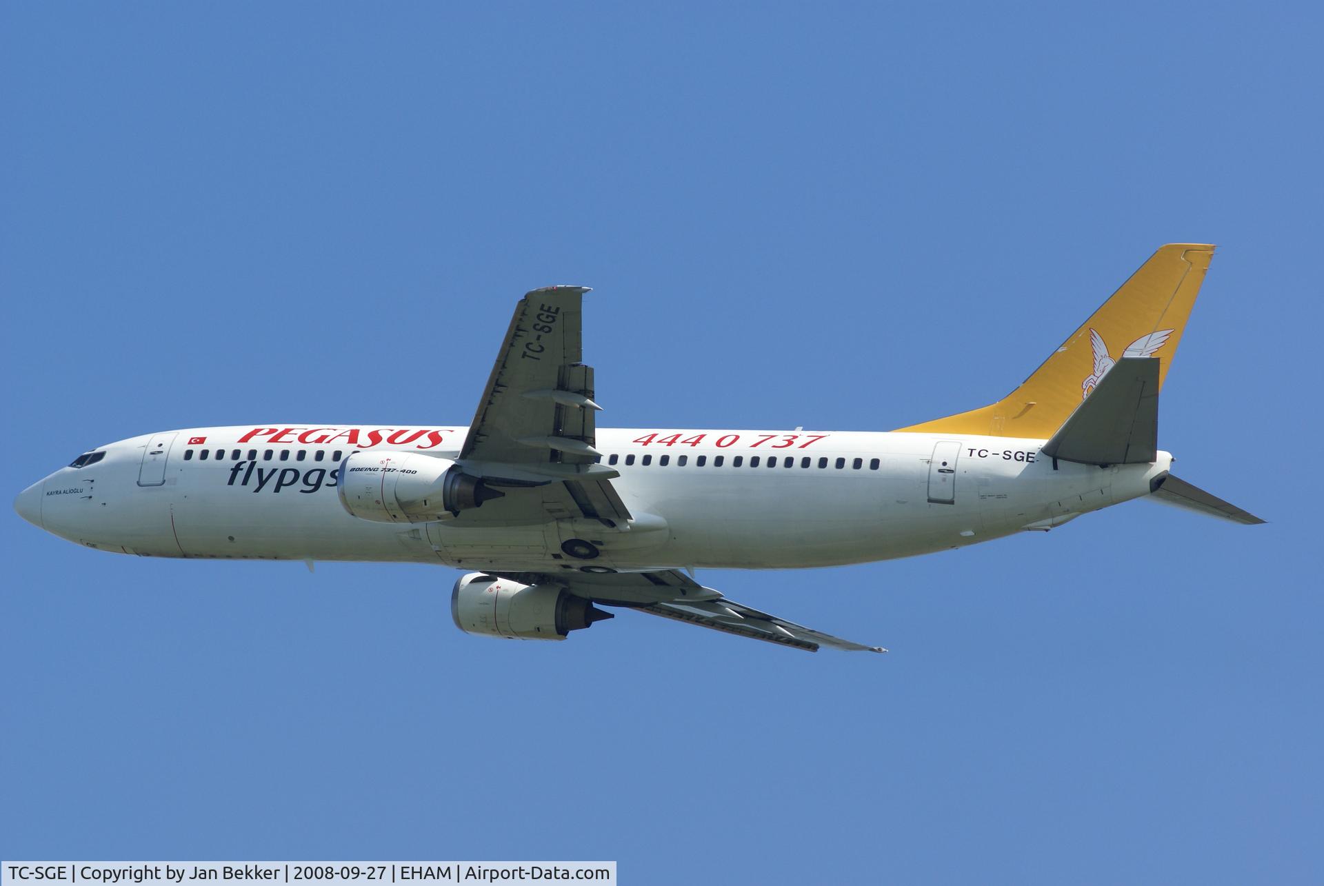 TC-SGE, 1997 Boeing 737-48E C/N 25775, Just after take off from De Polderbaan