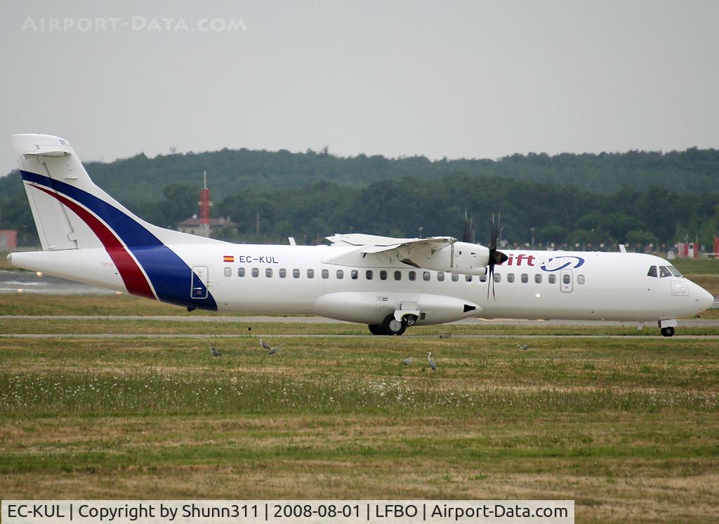 EC-KUL, 2008 ATR 72-212A C/N 809, Delivery day...