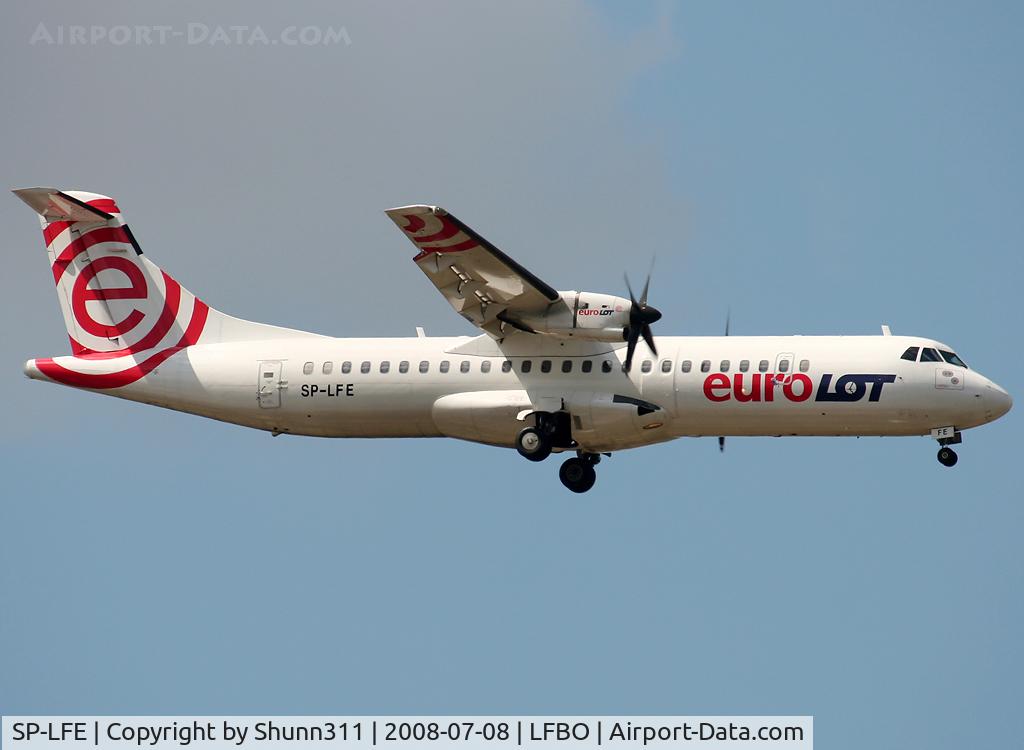 SP-LFE, 1992 ATR 72-202 C/N 328, Landing rwy 32L