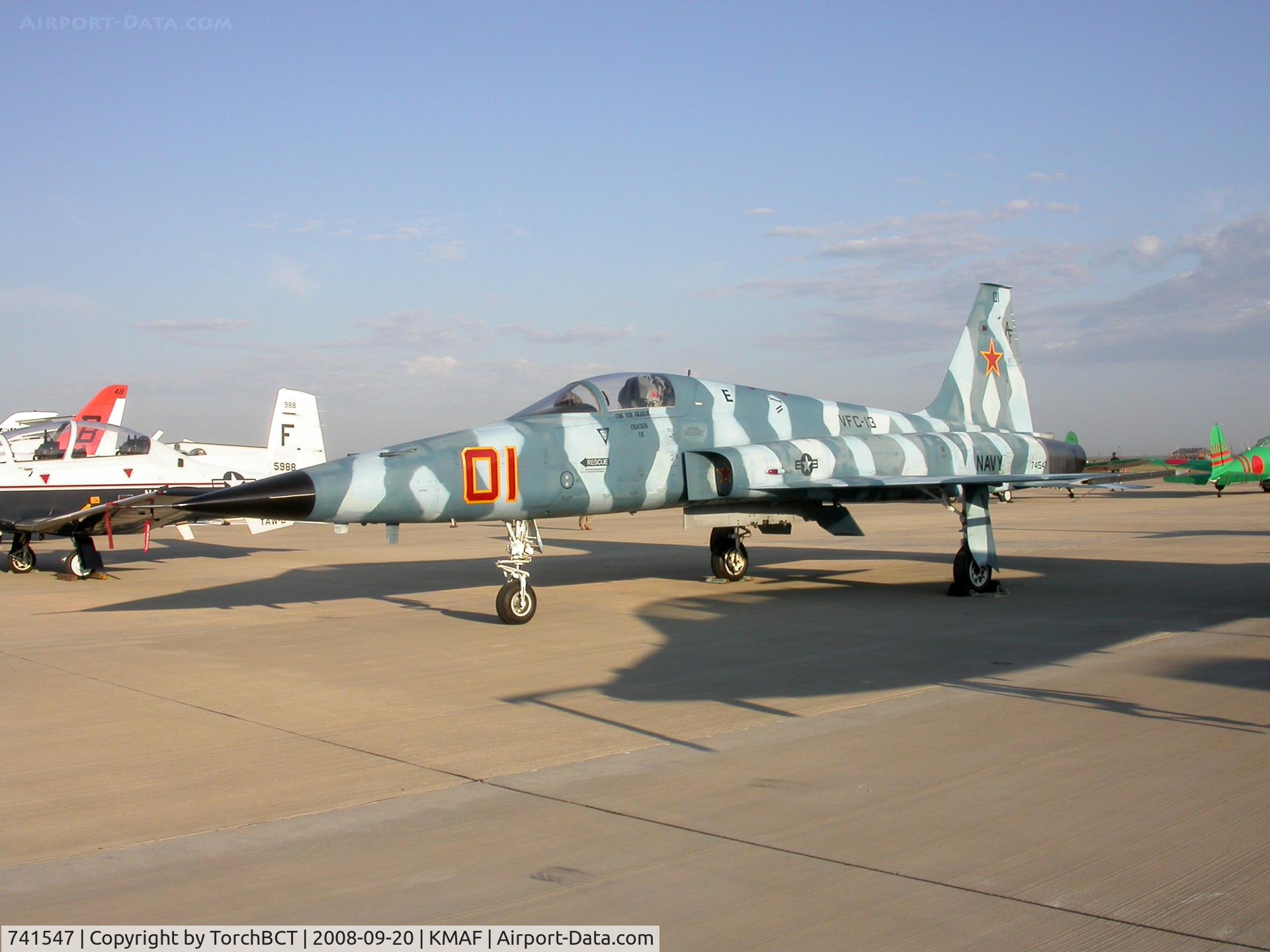 741547, 1974 Northrop F-5E Tiger II C/N R.1205, VFC-13 Tiger II @ KMAF for Fina-CAF Airsho 2008.