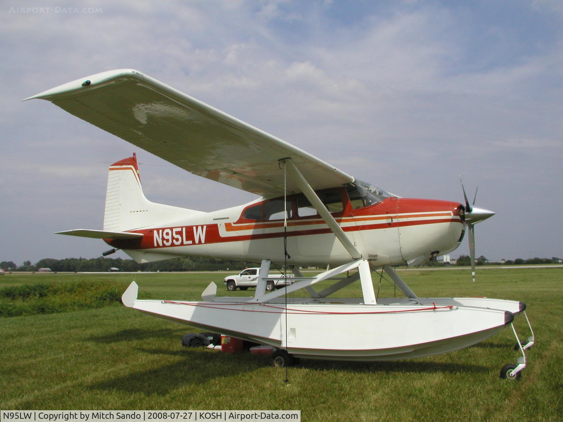 N95LW, 1967 Cessna A185E Skywagon 185 C/N 1851185, EAA AirVenture 2008.