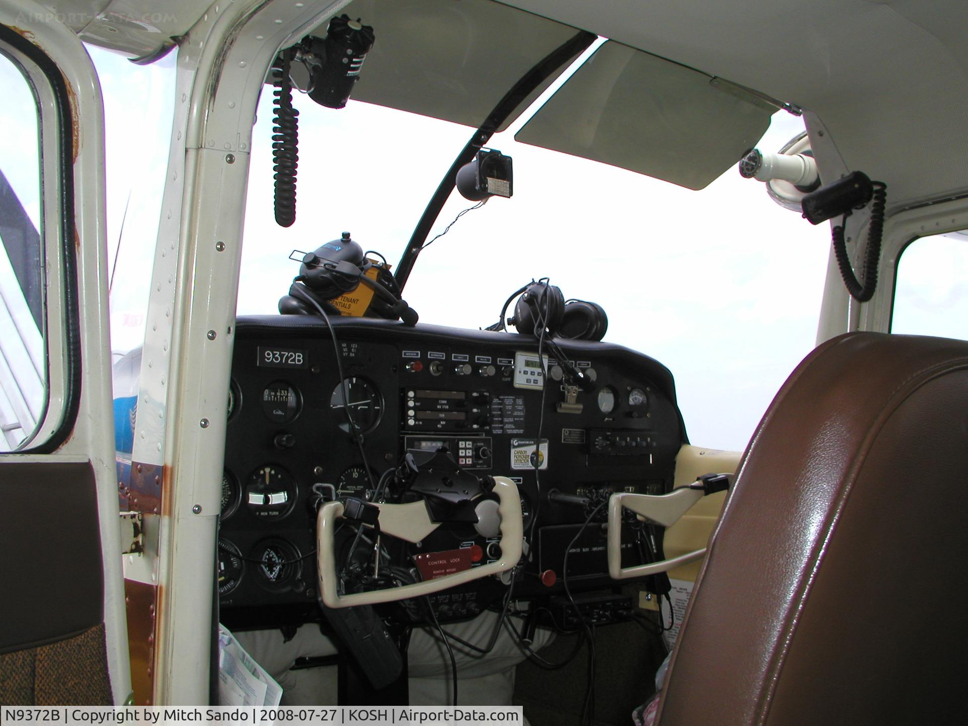 N9372B, 1958 Cessna 175 Skylark C/N 55172, EAA AirVenture 2008.