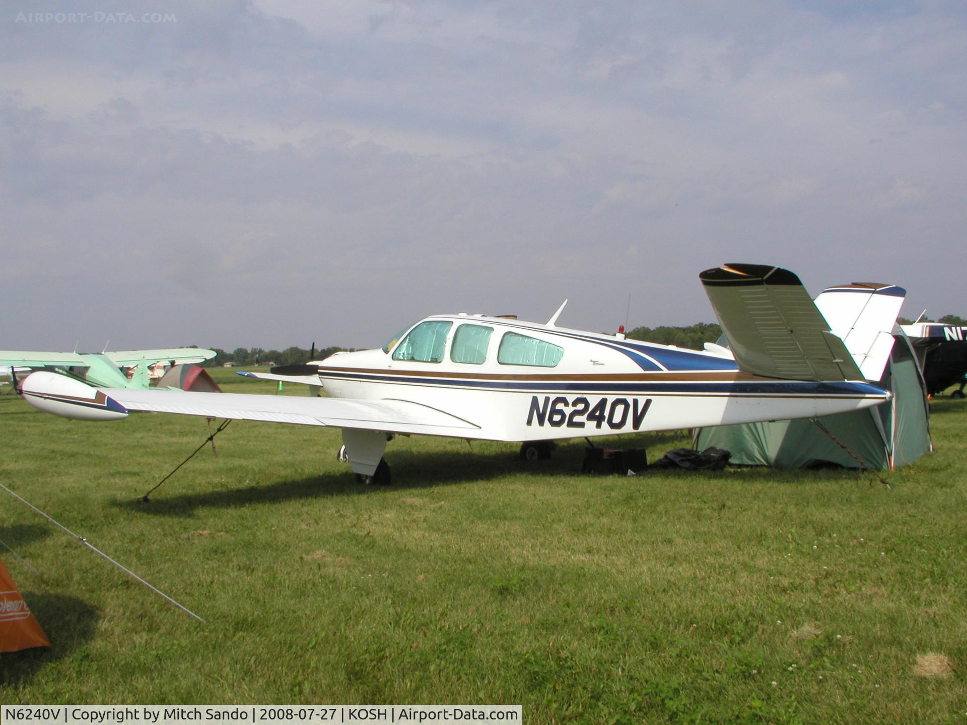 N6240V, 1967 Beech V35A Bonanza C/N D-8628, EAA AirVenture 2008.