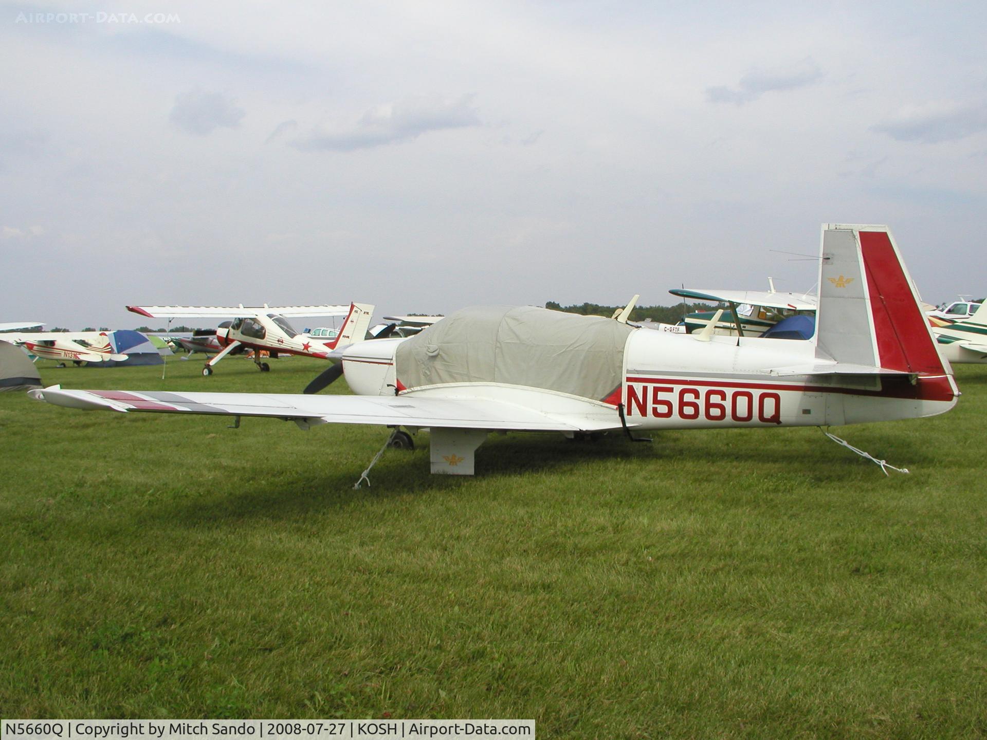 N5660Q, 1965 Mooney M20E C/N 686, EAA AirVenture 2008.