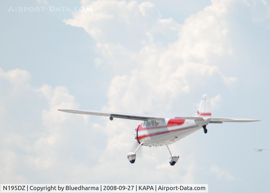 N195DZ, 1953 Cessna 195B Businessliner C/N 16077, On final approach to 17L.