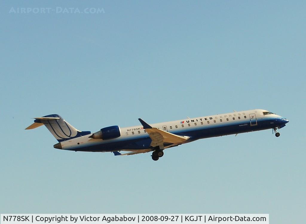 N778SK, 2006 Bombardier CRJ-700 (CL-600-2C10) Regional Jet C/N 10242, At Grand Junction Airshow.