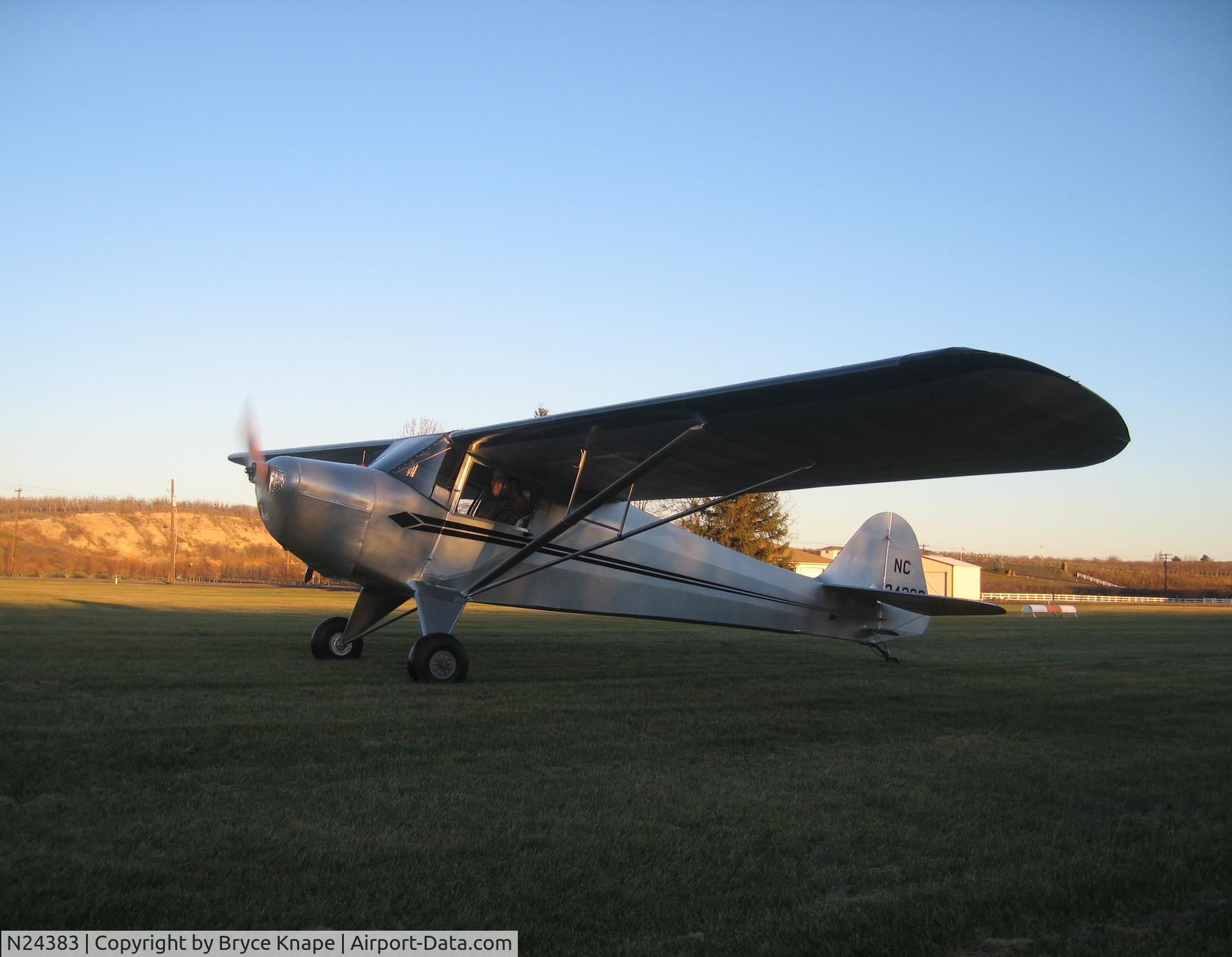 N24383, 1940 Taylorcraft BC-65 C/N 1719, NC24383 in Buena Washington.