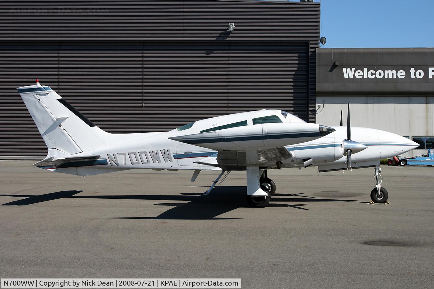 N700WW, 1976 Cessna T310R C/N 310R0602, /