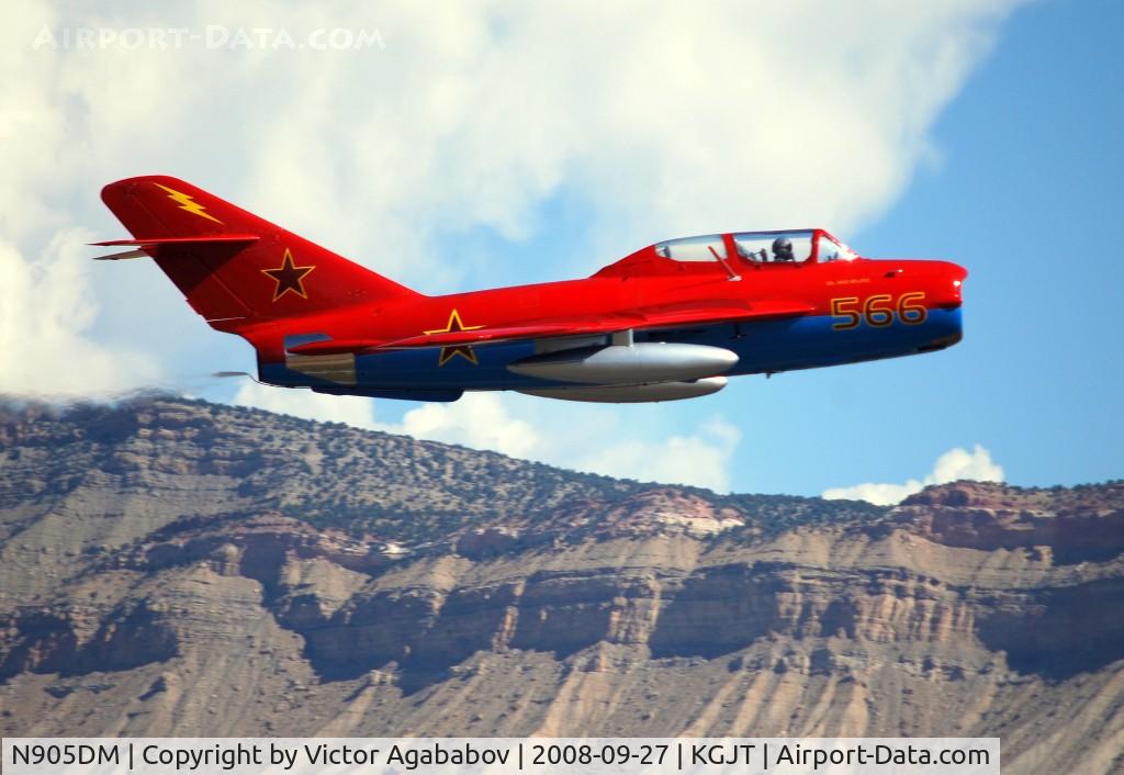 N905DM, 1977 Mikoyan-Gurevich MIG-17T C/N 551604, At Grand Junction Airshow