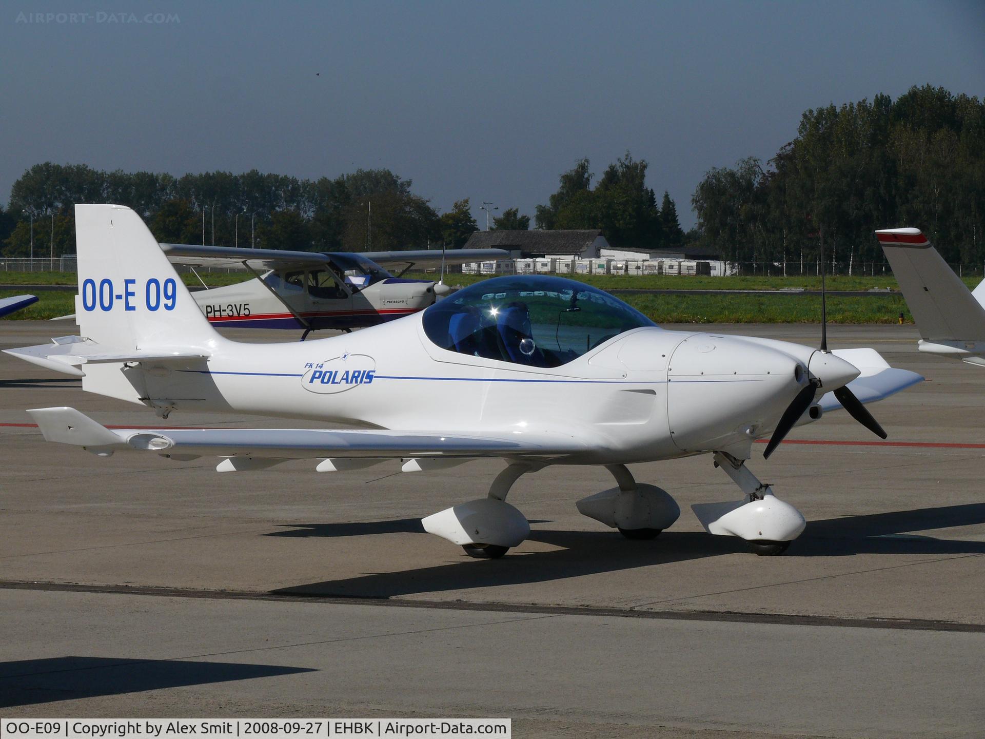 OO-E09, 2002 B & F Funk FK-14B Polaris C/N 014-023, B&F Technik FK14B Polaris OO-E09