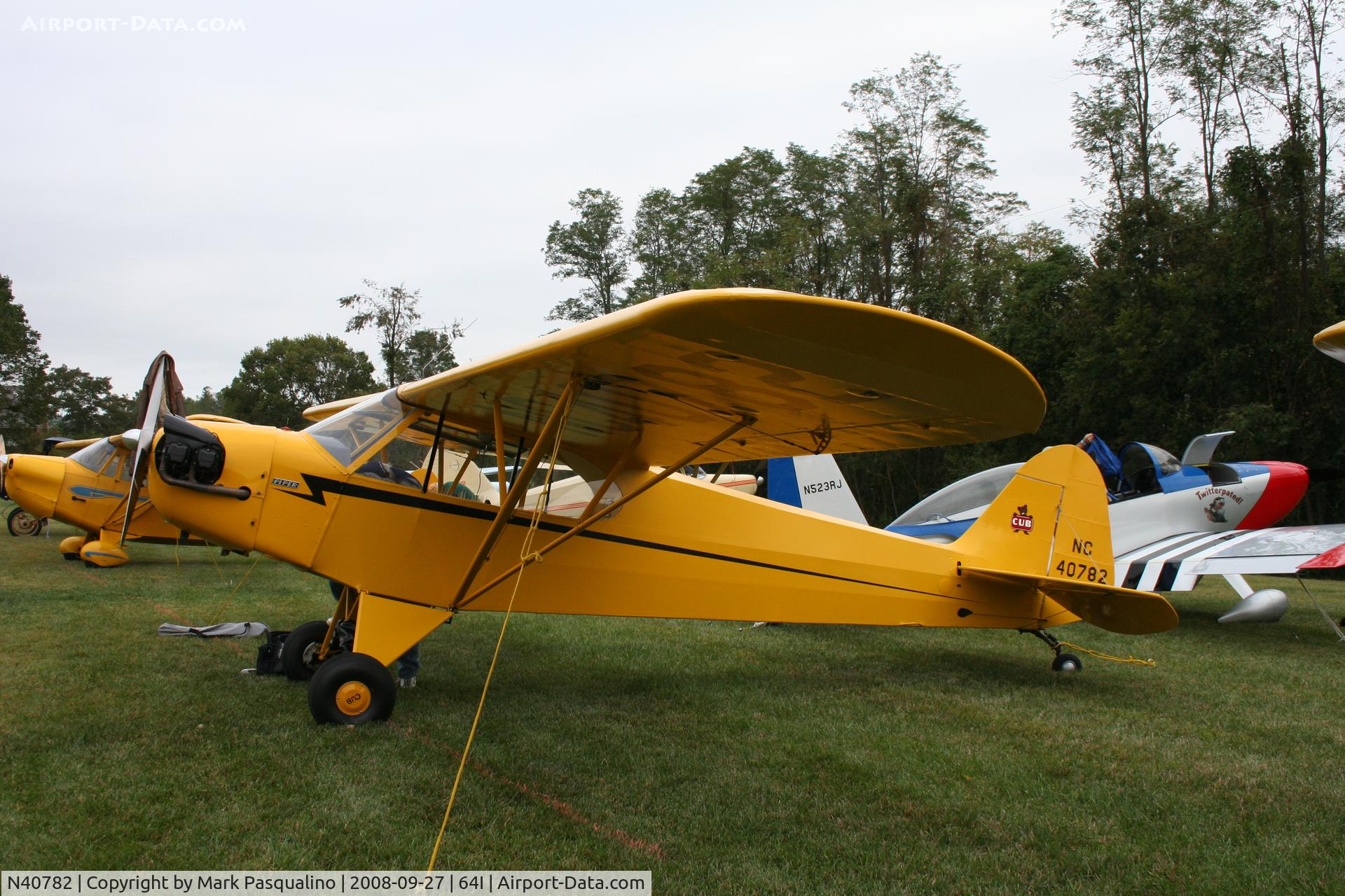 N40782, 1941 Piper J3F-65 Cub C/N 7496, Piper J3F-65