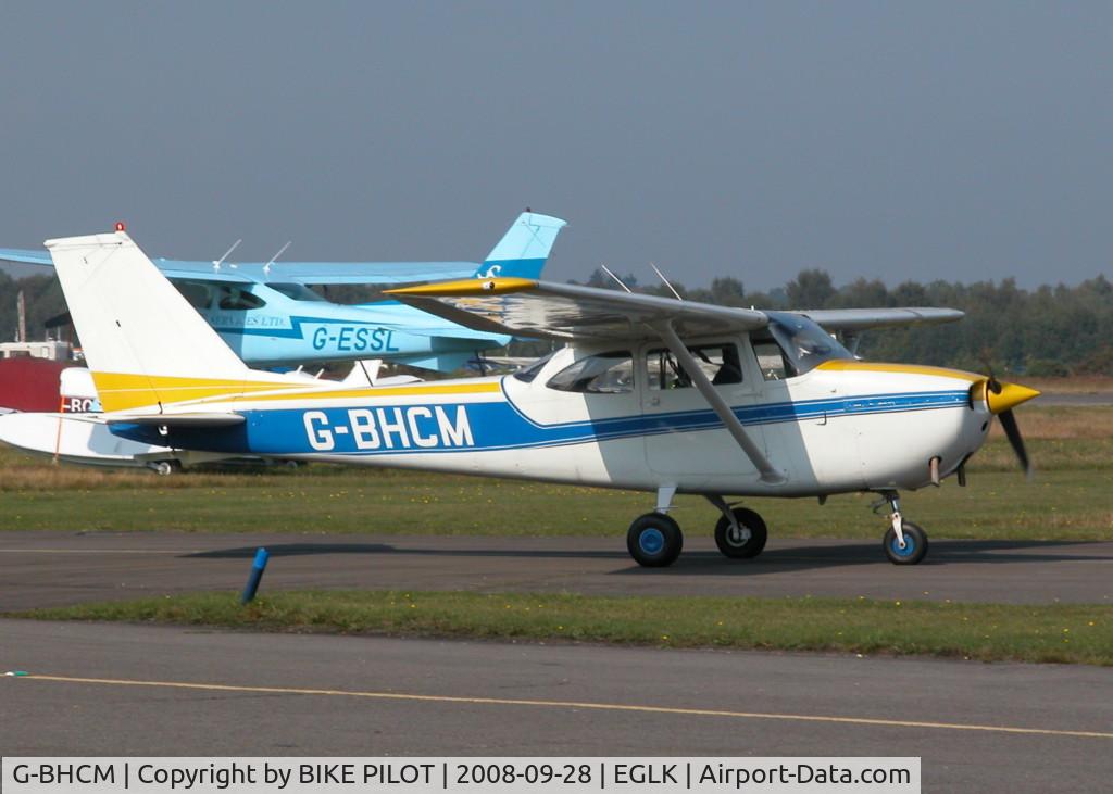 G-BHCM, 1967 Reims F172H Skyhawk C/N 0468, Nice colors, probale in from Denham EGLD