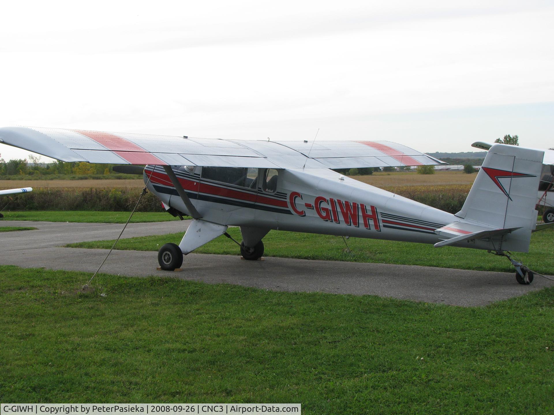 C-GIWH, 2001 Murphy REBEL C/N 652, @ Brampton Airport