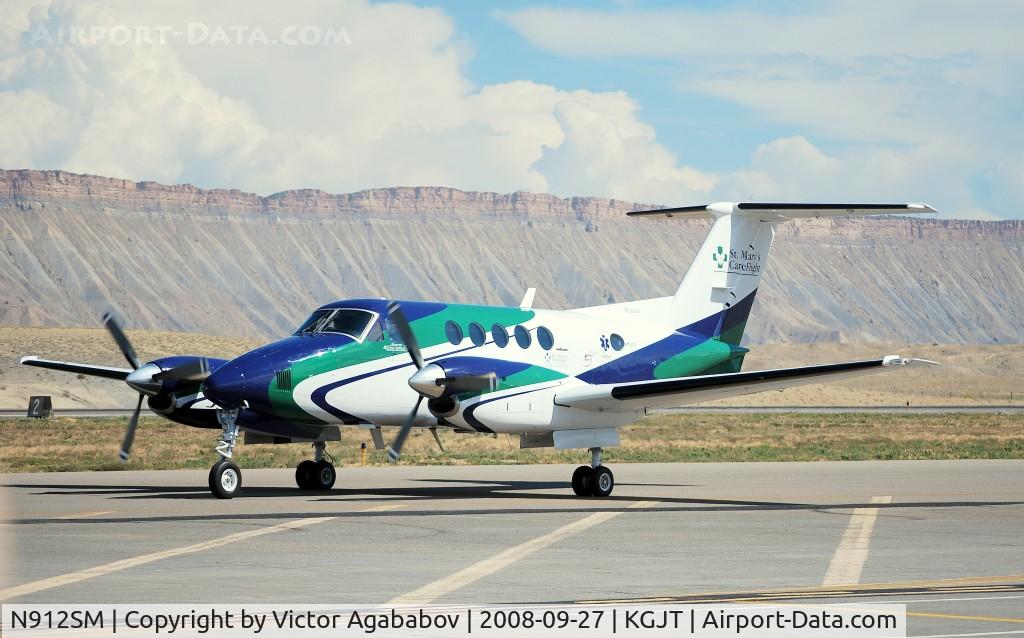 N912SM, 1979 Beech 200 Super King Air C/N BB-478, At Grand Junction Airshow