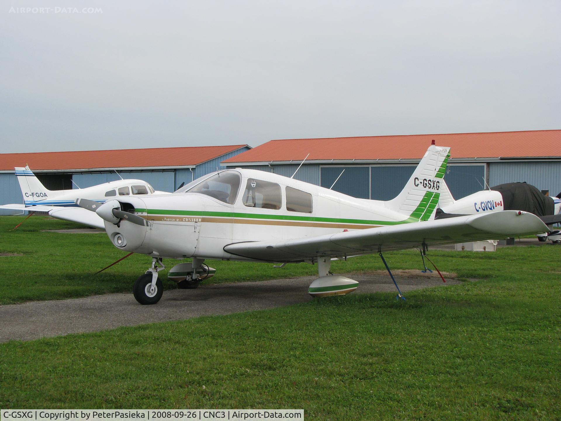 C-GSXG, 1977 Piper PA-28-140 C/N 28-7725245, @ Brampton Airport