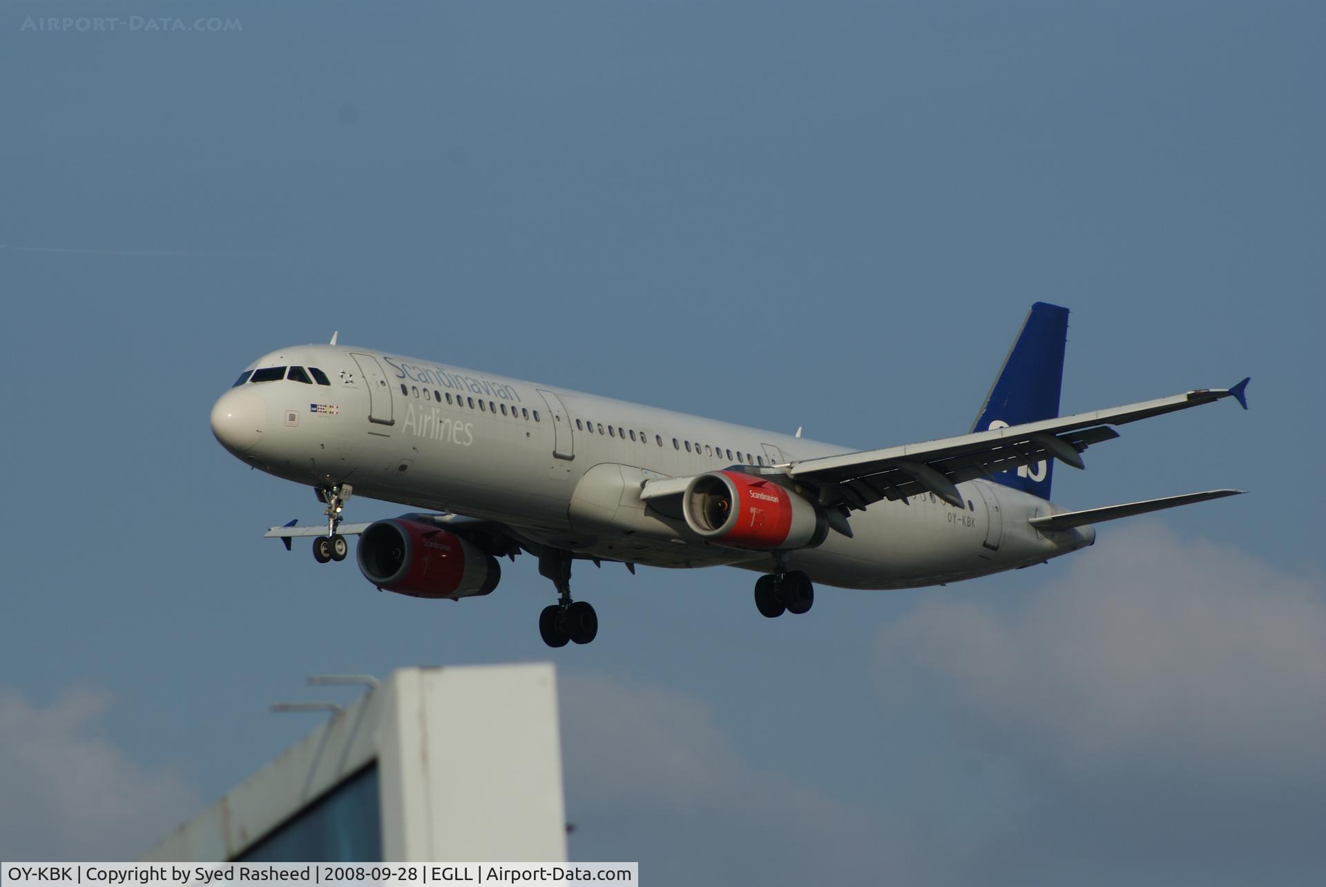OY-KBK, 2001 Airbus A321-232 C/N 1587, On Finals to EGLL - 27R