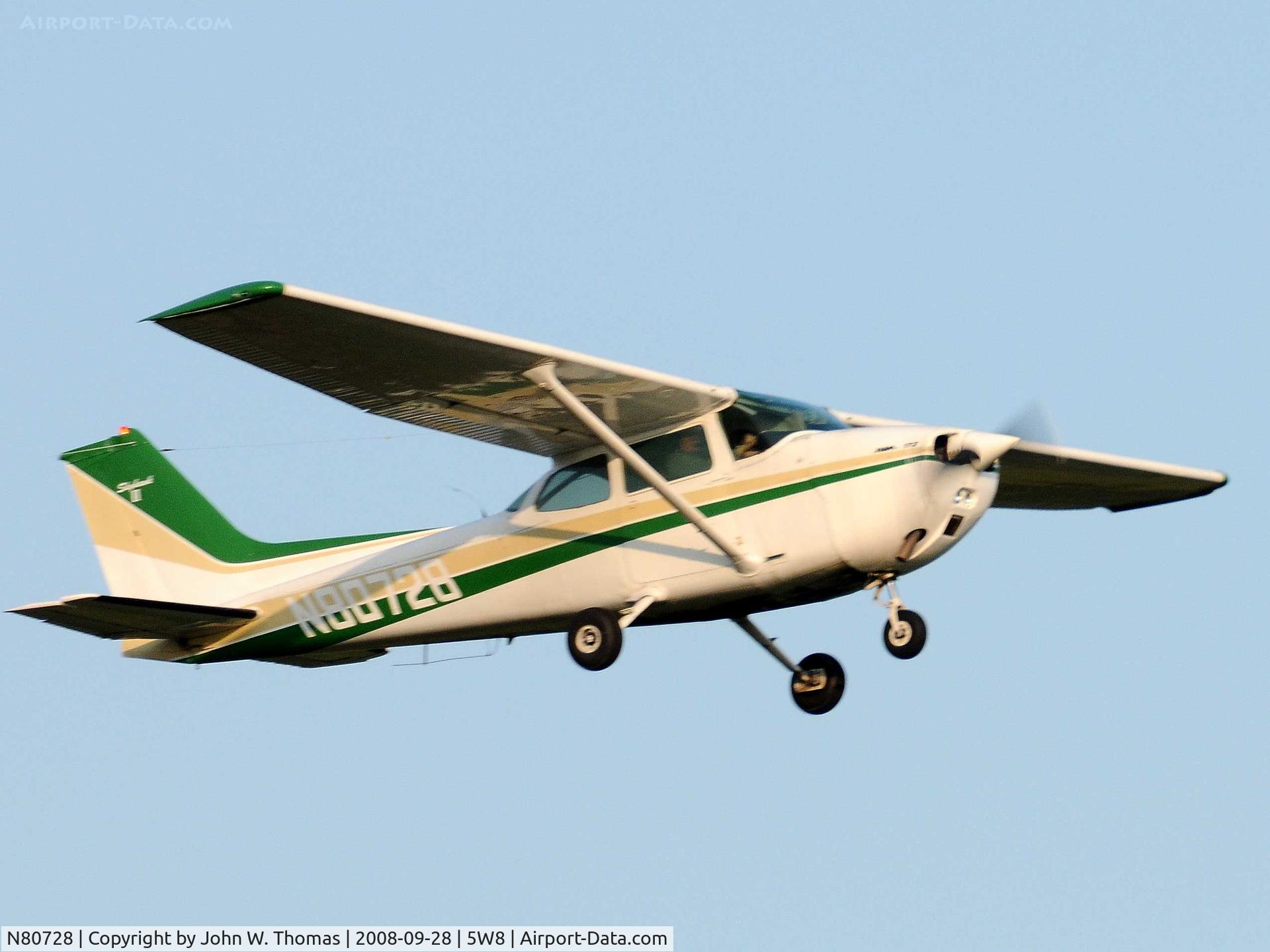 N80728, 1976 Cessna 172M C/N 17266718, Departing runway 4