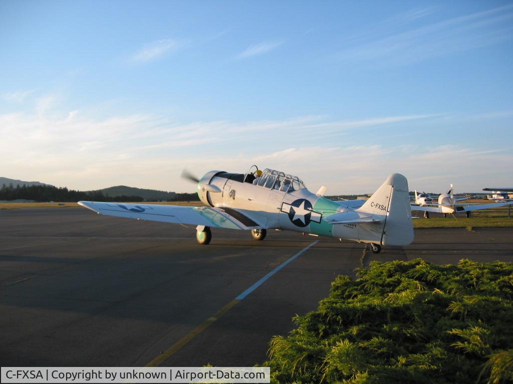 C-FXSA, 1941 North American AT-6C Harvard IIA C/N 88-9141, 7658
