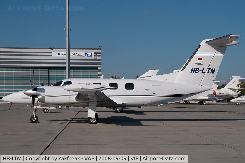 HB-LTM, 1985 Piper PA-42-1000 Cheyenne 400LS C/N 42-5527028, Piper 42