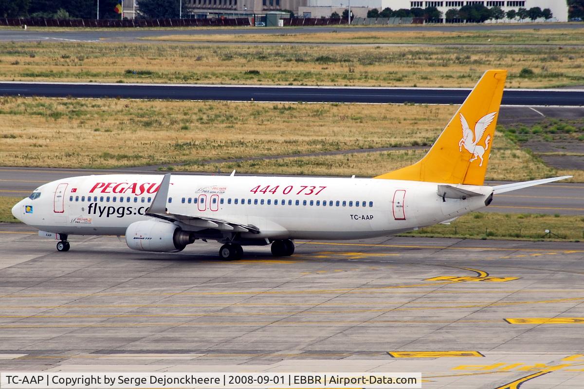 TC-AAP, 2002 Boeing 737-86N C/N 32736, Taxiing