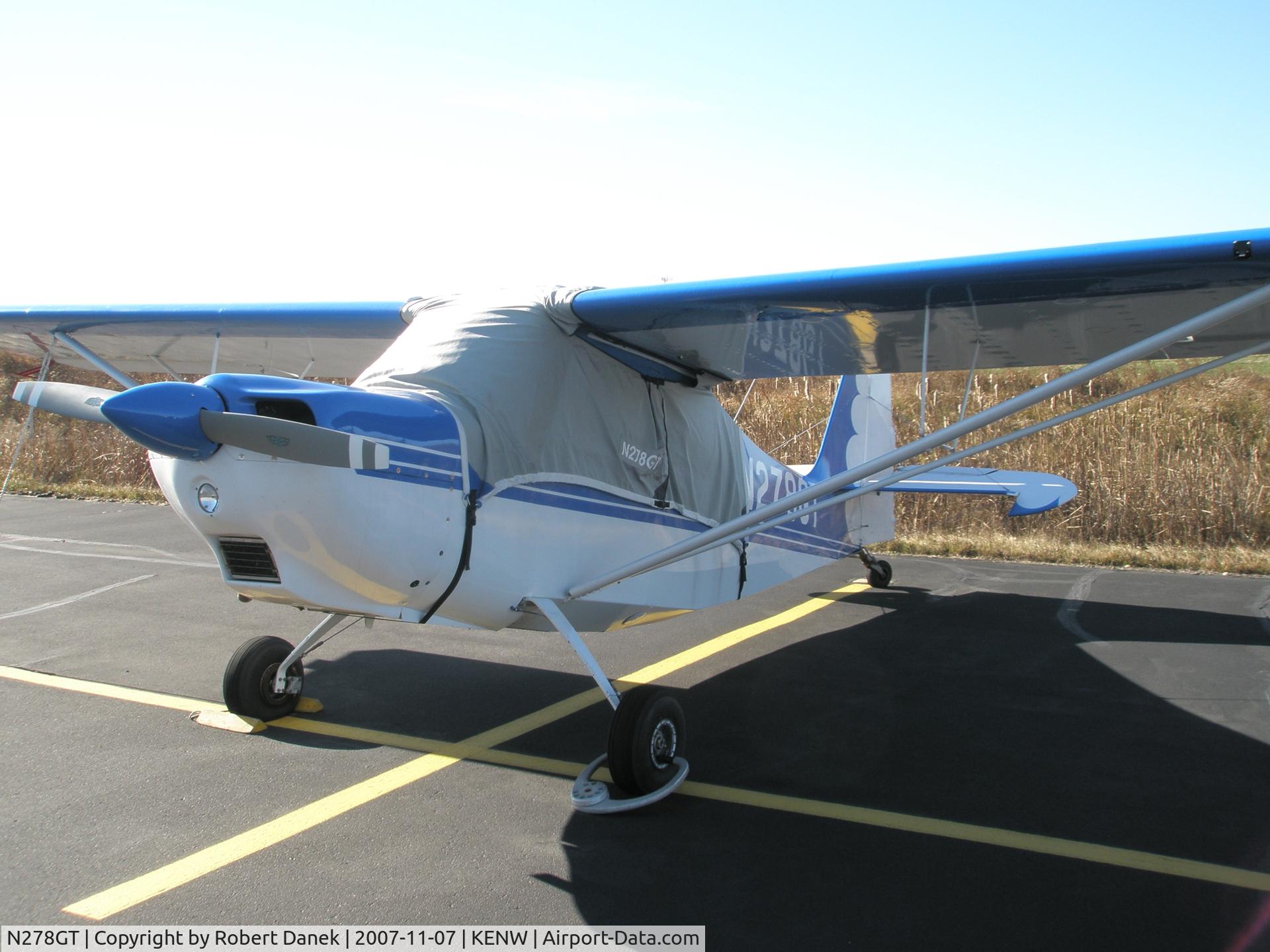 N278GT, 1998 American Champion 7ECA Citabria C/N 137098, N278GT on the ramp