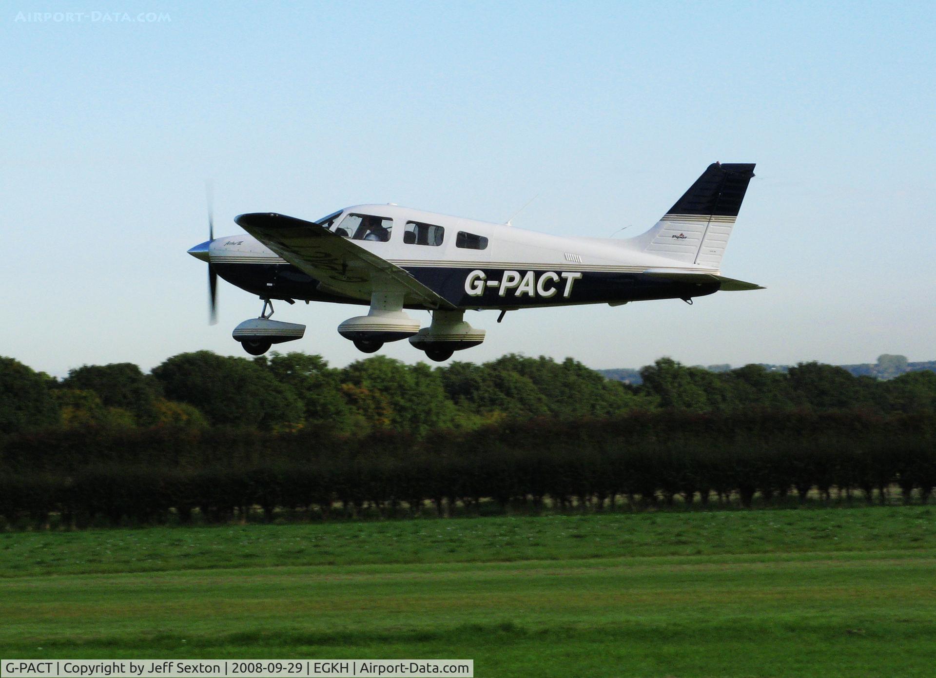 G-PACT, 2003 Piper PA-28-181 Cherokee Archer III C/N 2843546, Take-off from Lashenden/Headcorn UK