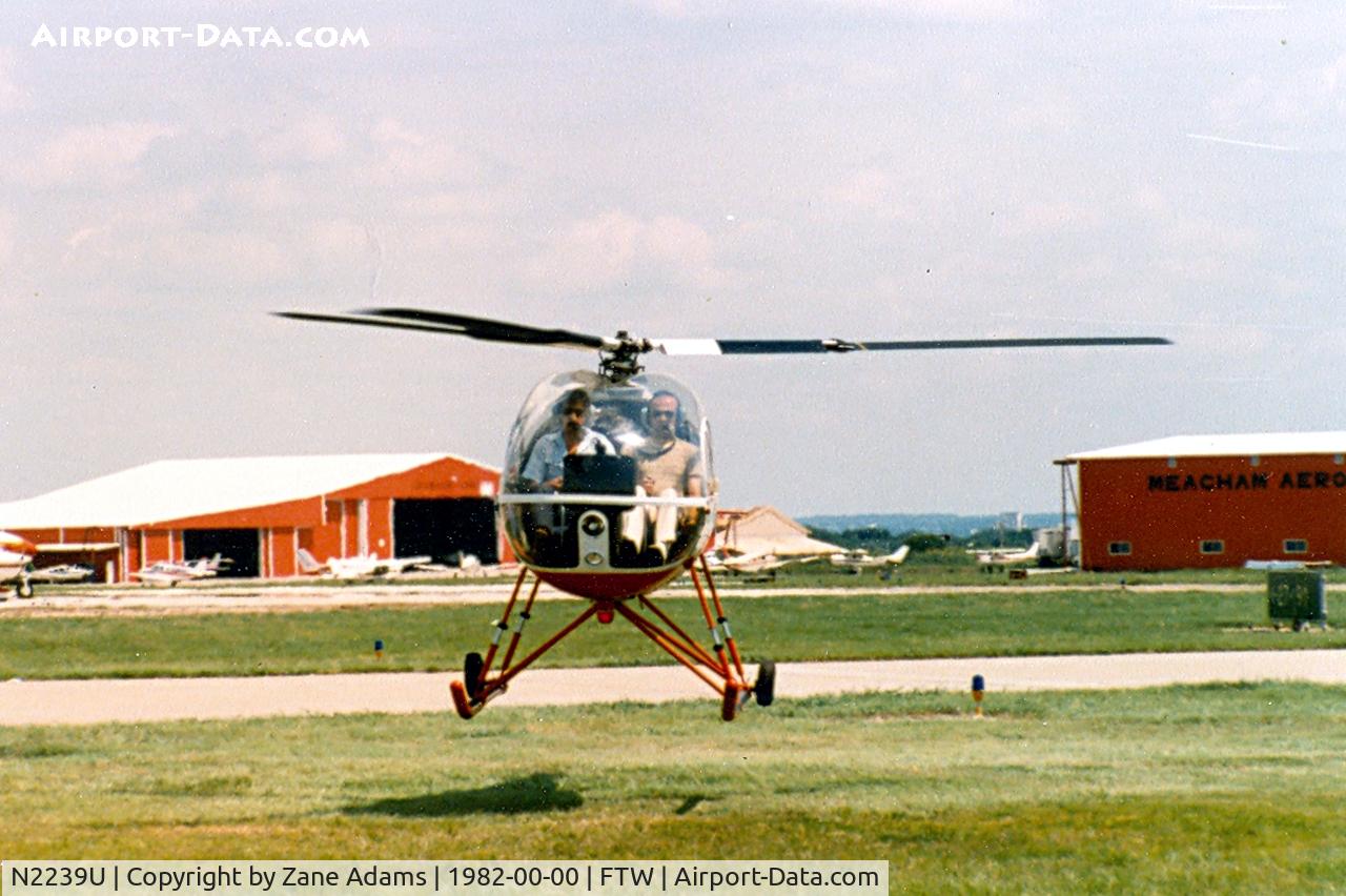 N2239U, 1967 Brantly B-2B C/N 477, At Meacham Field