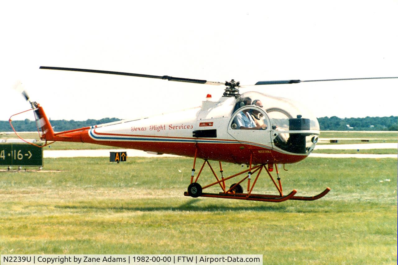 N2239U, 1967 Brantly B-2B C/N 477, At Meacham Field