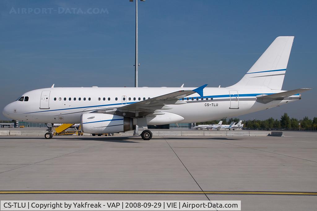 CS-TLU, 2000 Airbus ACJ319 (A319-133/CJ) C/N 1256, White Airbus A319