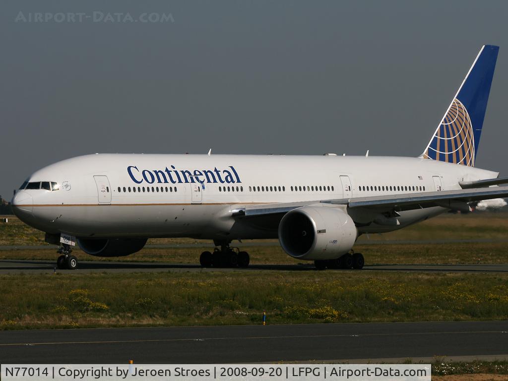 N77014, 1999 Boeing 777-224 C/N 29862, Flew beforee in Peter MAx livery