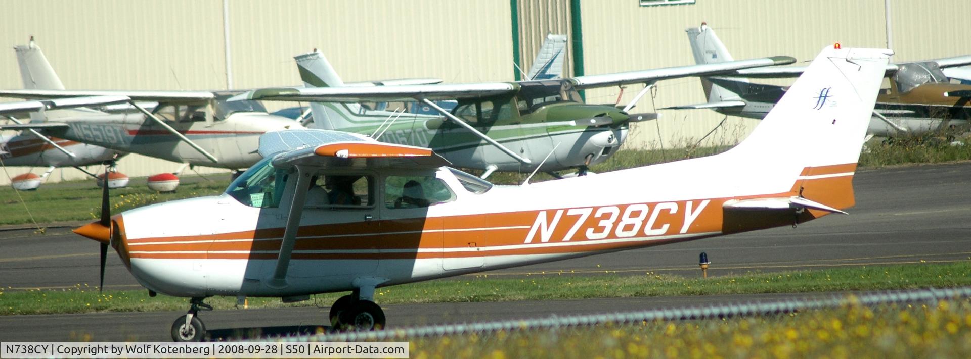 N738CY, 1977 Cessna 172N C/N 17269883, taxying at Auburn