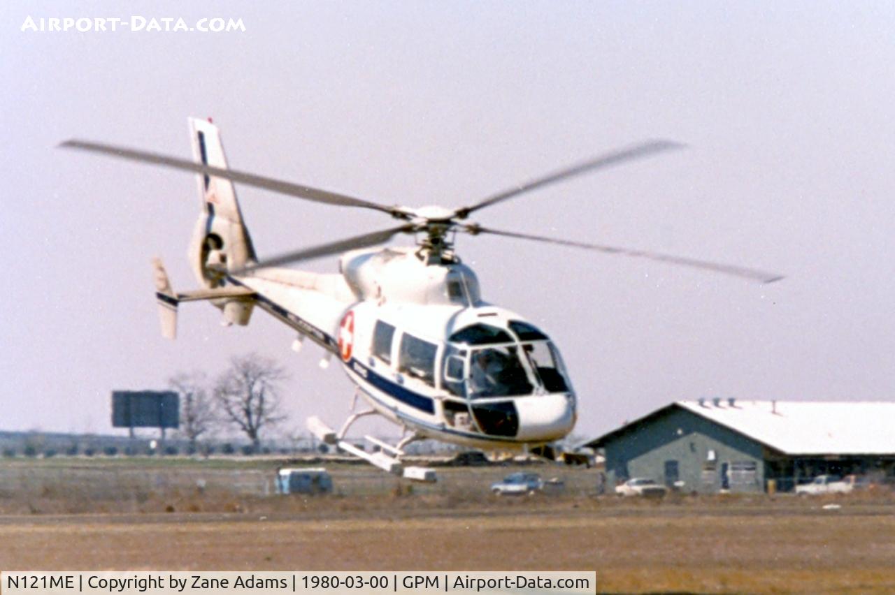 N121ME, Aérospatiale SA-365C Dauphin C/N 5002, SA365 at Grand Prairie Municipal