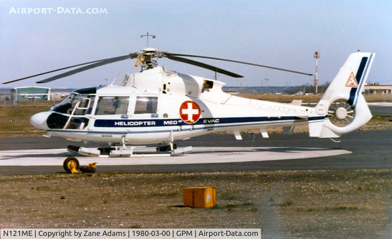 N121ME, Aérospatiale SA-365C Dauphin C/N 5002, SA365 at Grand Prairie Municipal