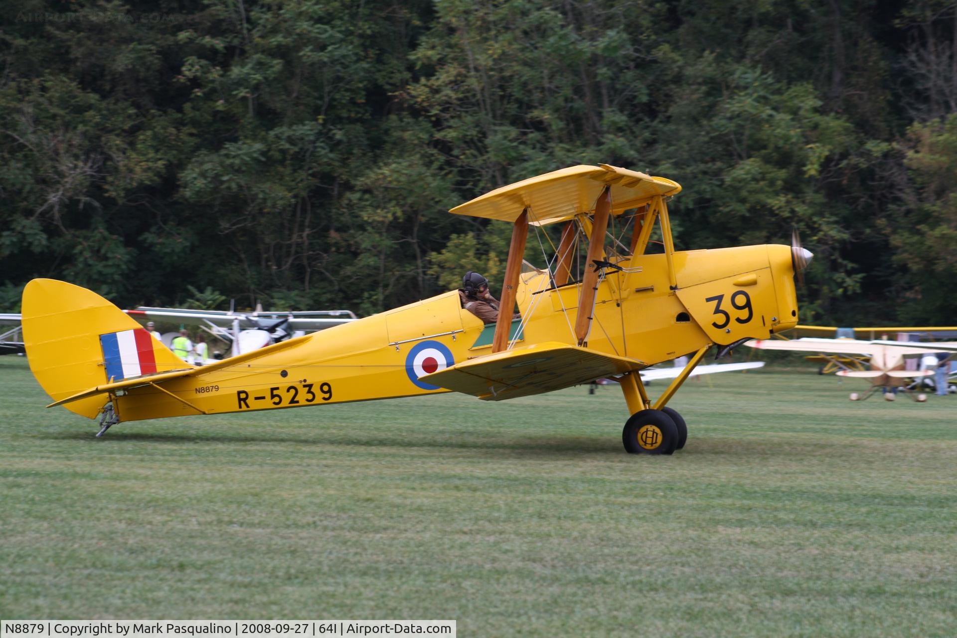 N8879, De Havilland DH-82A Tiger Moth II C/N 83098, DH 82A