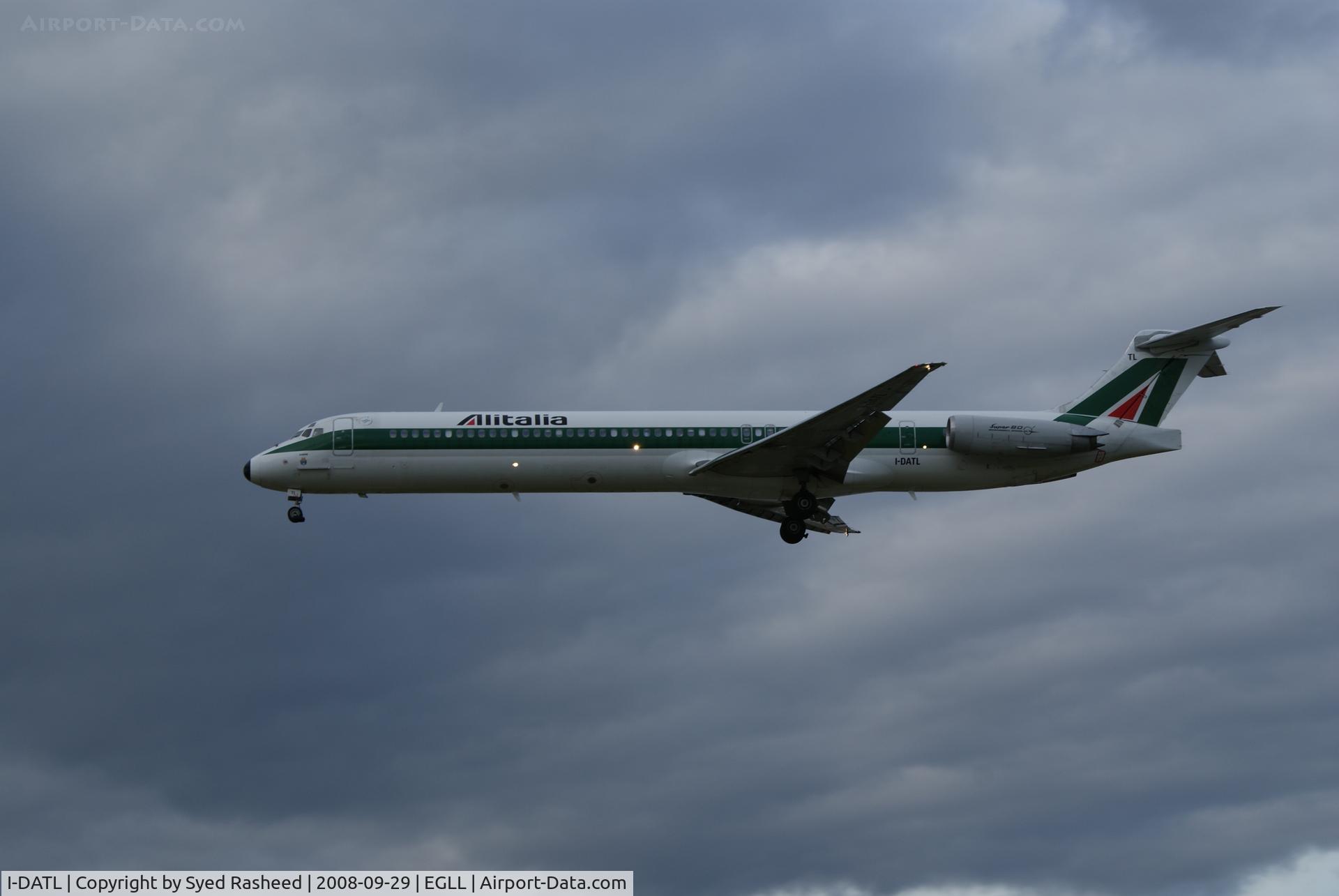 I-DATL, 1995 McDonnell Douglas MD-82 (DC-9-82) C/N 53229/2105, Alitalia MB82 on finals 27L