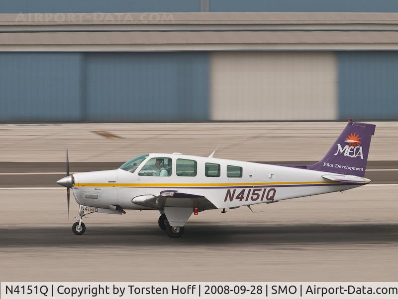 N4151Q, 1992 Beech A36 Bonanza 36 C/N E-2679, N4151Q departing on RWY 21