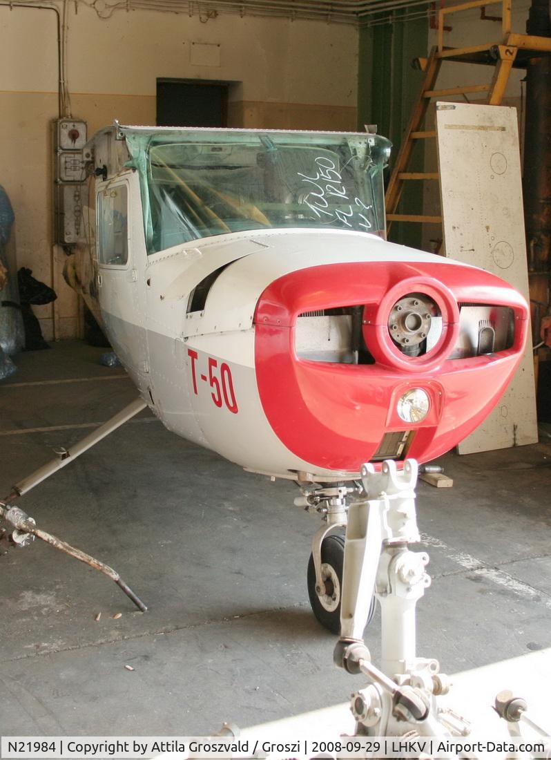 N21984, 1973 Cessna 150L C/N 15074589, Kaposújlak airport (LHKV)