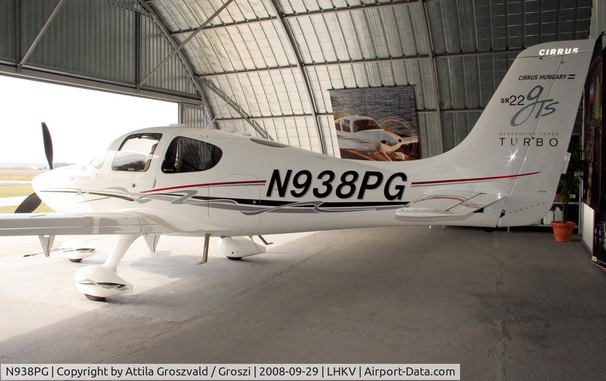 N938PG, 2008 Cirrus SR22 GTS Turbo C/N 3236, Kaposújlak airport (LHKV) / Cirrus Hungary base