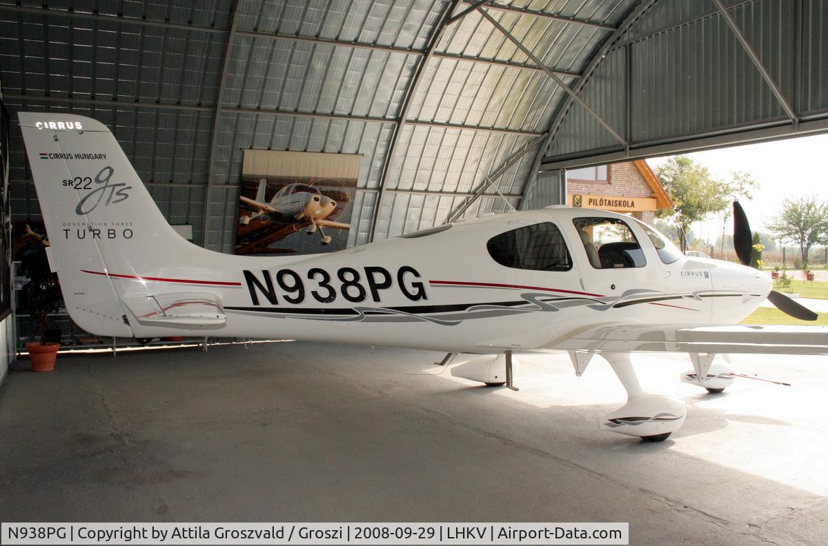 N938PG, 2008 Cirrus SR22 GTS Turbo C/N 3236, Kaposújlak airport (LHKV) / Cirrus Hungary base
